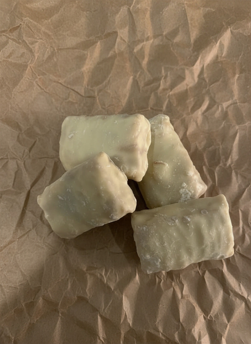 Almond & Apricot Bites